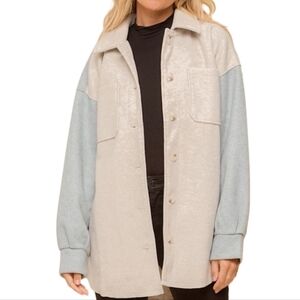 NWT  Hem & Thread Colorblock Button-Up Shacket Women's M Oat & Blue